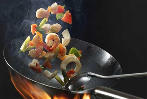 The Perfect Gift for Food Enthusiasts: The Magic Wok Calera SL